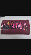 Cargar y reproducir el video en el visor de la galería, Mama Pattern Sweatshirt (Embroidery)
